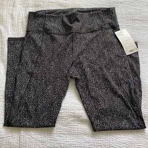 Athleta Lightning Static 7/8 Legging!
